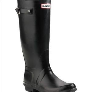 Classic tall black Hunter boots
